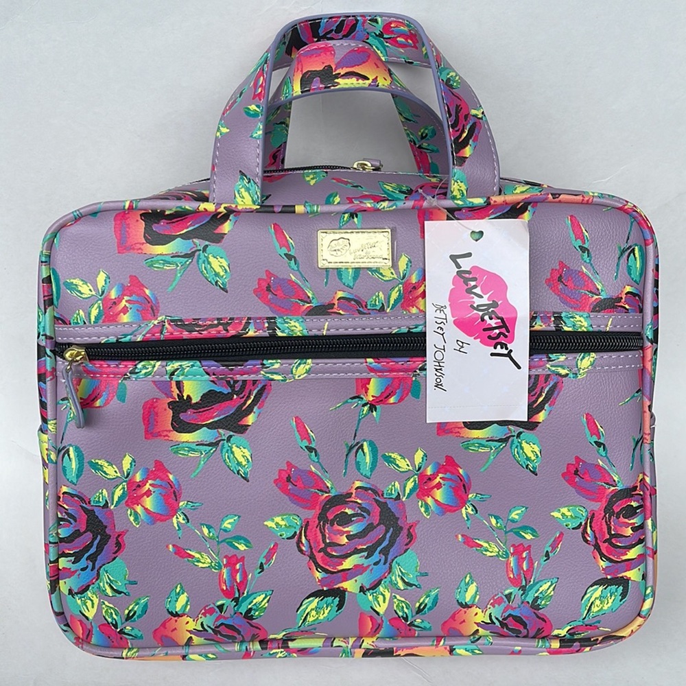 NWT LUVBETSEY BY BETSEY JOHNSON ROSE TOP HANDLE WEEKENDER COSMETIC BAG